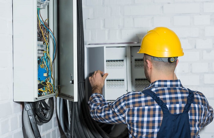 Commercial Electrician In Melbourne
