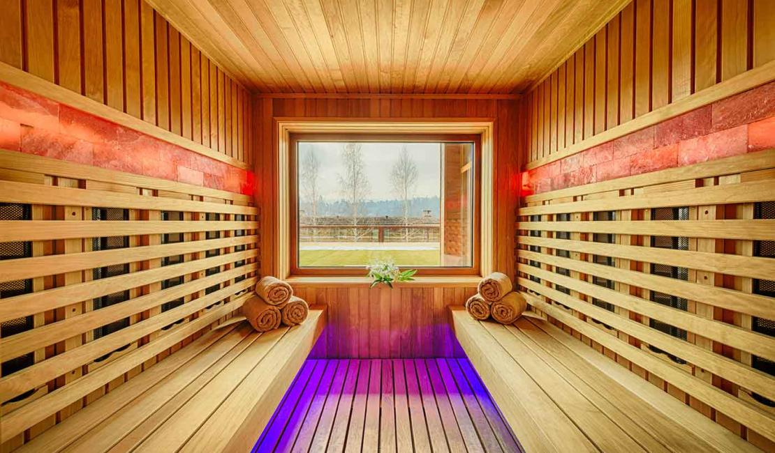 How Can an Infrared Sauna Help You Get Ready for Summer